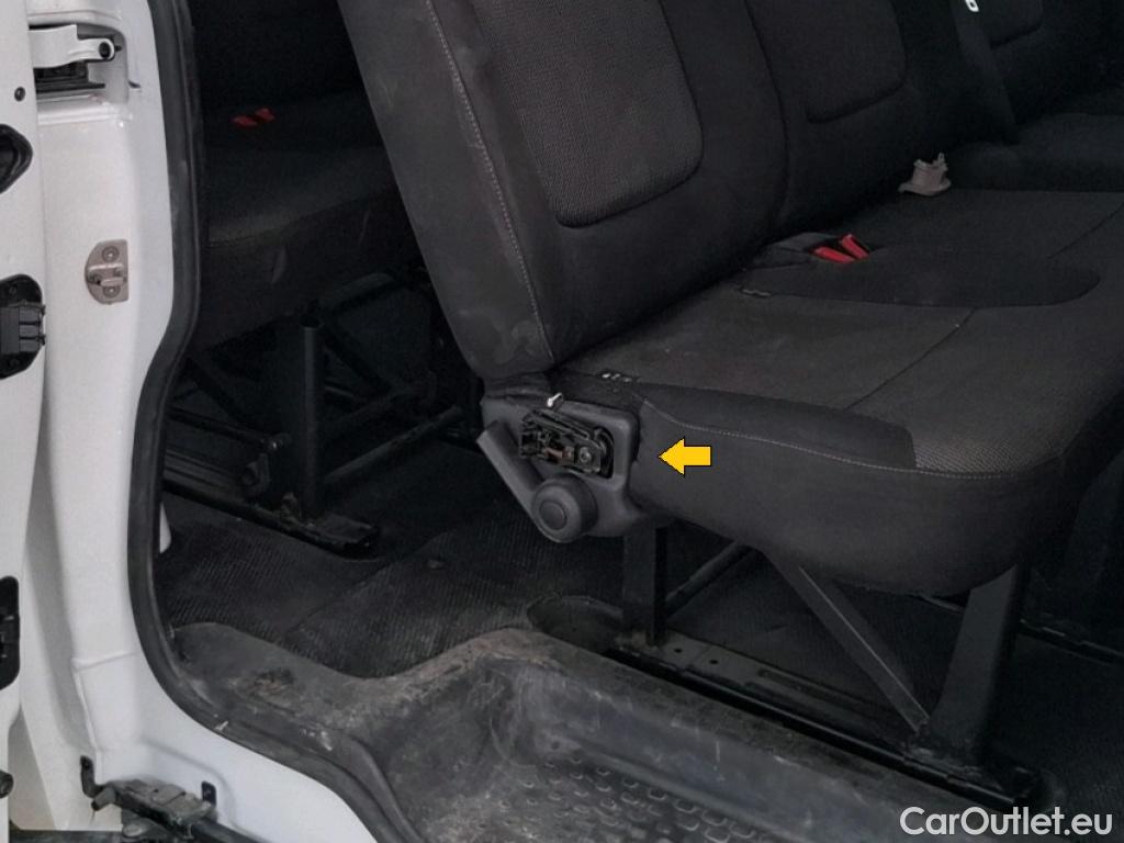 Renault  Trafic RENAULT  / 2019 / 4P / Combi Zen L1 dCi 120 S&S - 8 pl #71