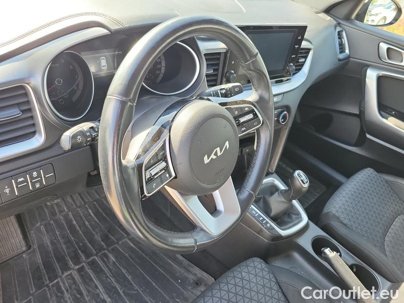  KIA  Cee'd Ceed Sportswagon (2018->) Ceed SW 1.5 T-GDI 118 Fresh #12