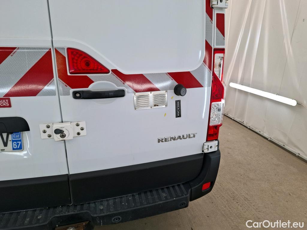  Renault  Master RENAULT TRUCKS  / 4P / Fourgon tôlé TRUCKS  RED VAN FWD 3T5 E6 L2H2 TRUCKS #1