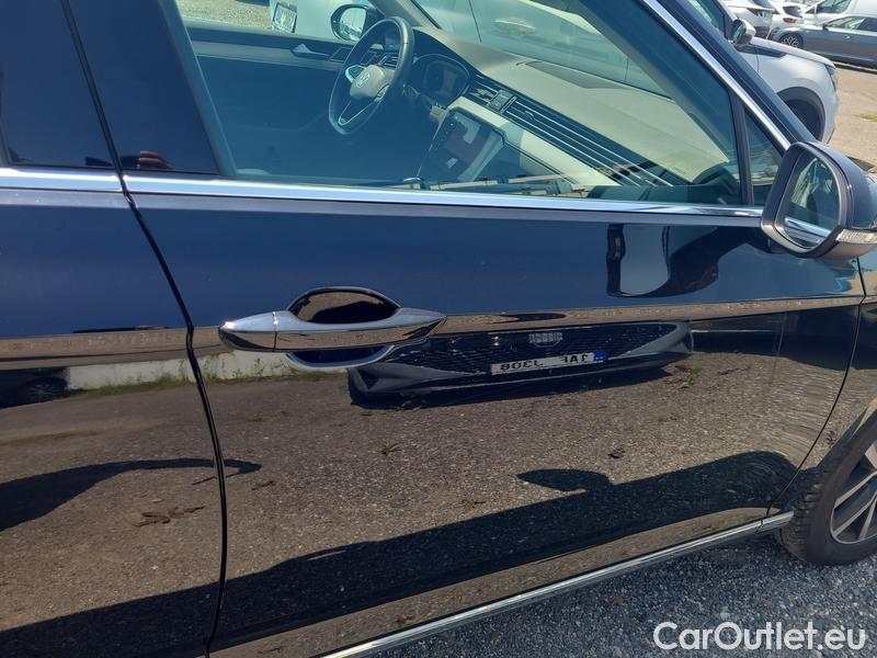  Volkswagen  Passat  Variant (CB5) (2019) Pas.Var.2.0TSI 140 Elegance AT #11