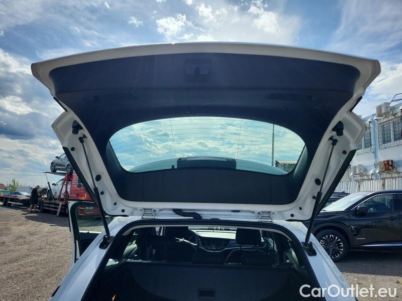  Opel  Astra  K Sports Tourer (2015) ST 1.5CDTi 77 Edition 5d #21