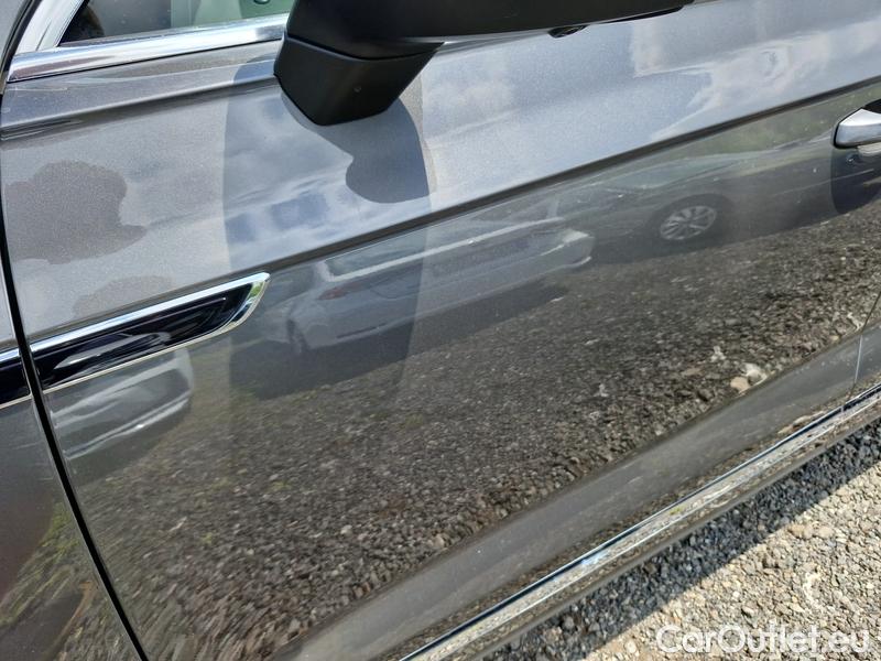 Volkswagen  Touareg  (CR7)(2018->) Tou.3.0TSI PHEV Elegan.4M AT #5