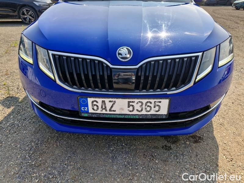  Skoda  Octavia  Lim.  (5E3)(03.2017->)  1.4CNG Style G-TEC DSG #1