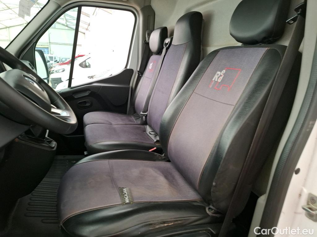  Renault  Master RENAULT TRUCKS  / 4P / Fourgon tôlé TRUCKS  RED VAN FWD 3T5 E6 L2H2 TRUCKS #26