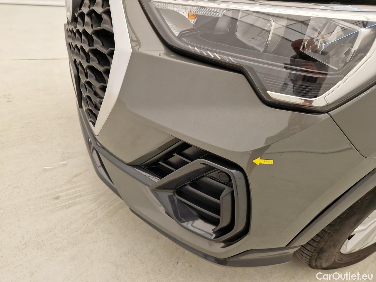  Audi  Q3  Sportback 35 TDI quattro W3 #13