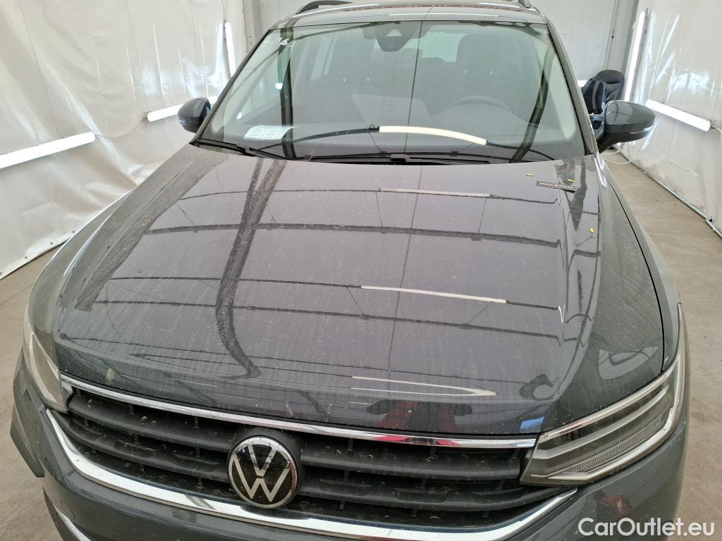  Volkswagen  Tiguan VOLKSWAGEN  / 2020 / 5P / SUV 2.0 TDI 150 DSG7 Life Business (Ex 211T) #7