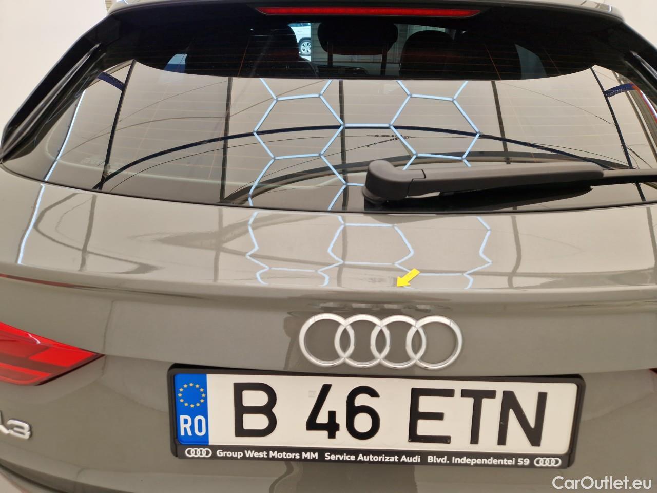  Audi  Q3  Sportback 35 TDI quattro W3 #19