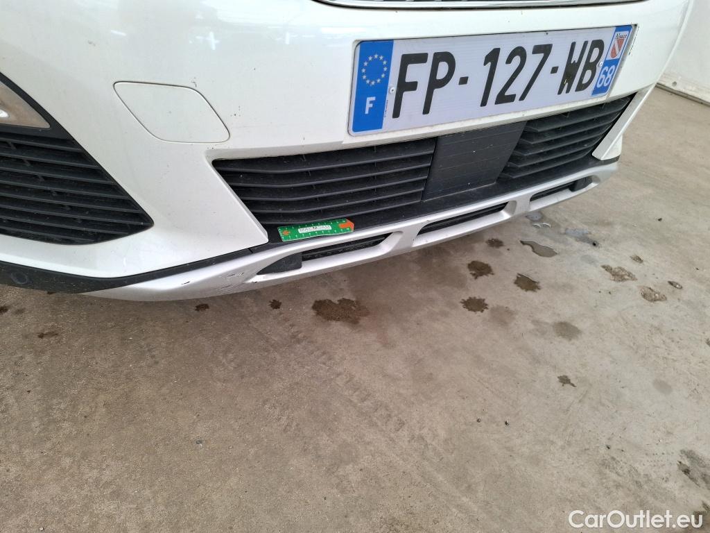  Peugeot  5008  Allure 1.5 HDi 130CV BVA8 E6d #9