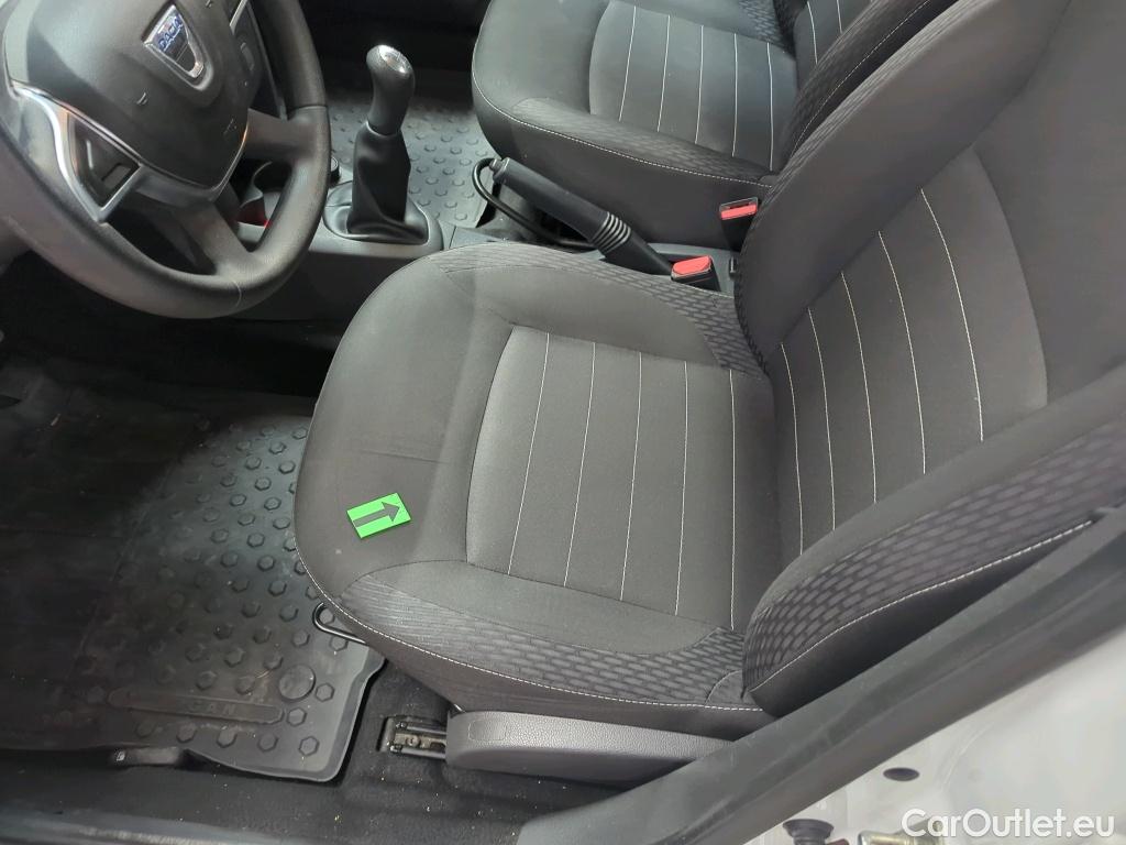  Dacia  Logan 0.9 TCe 90CP Laureate_Groupama #19