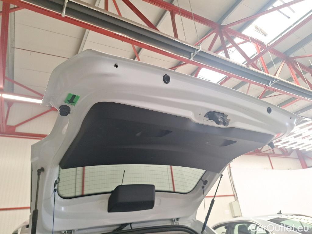  Dacia  Duster 1.5 Blue dCi 115CP Avantaj 4WD #31