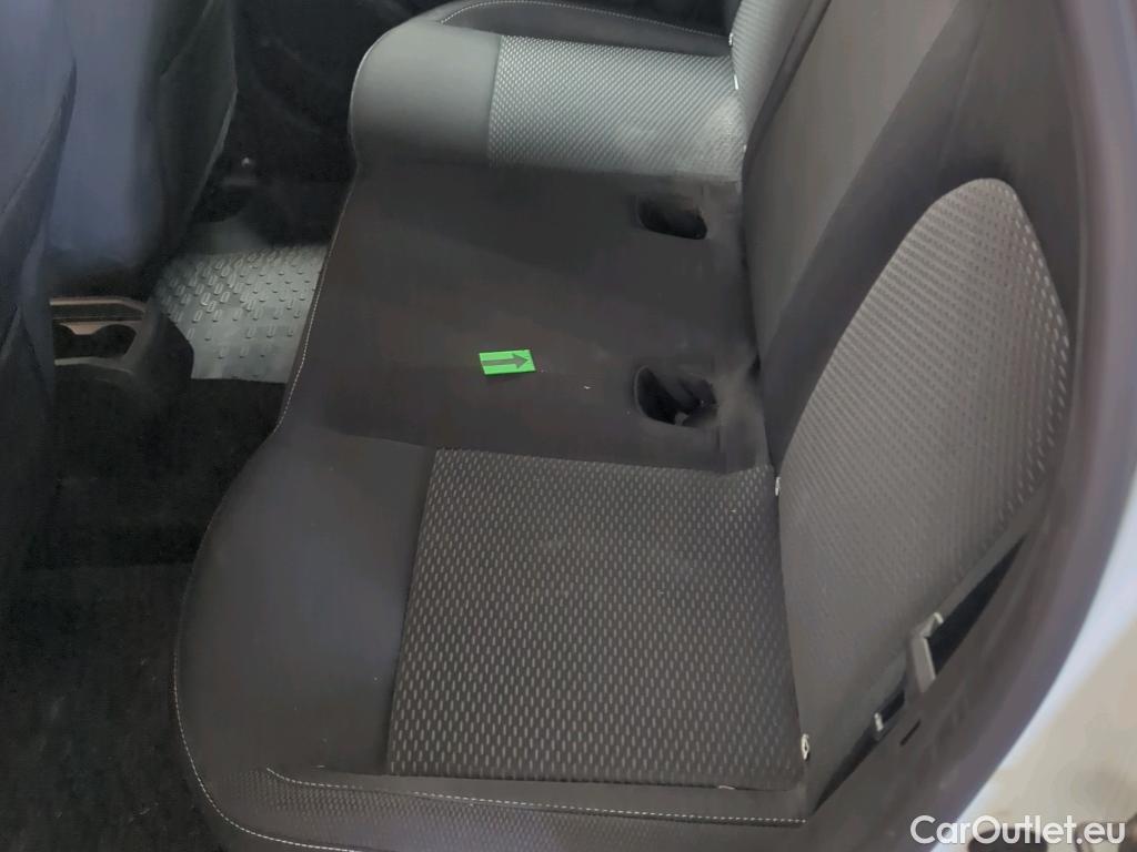  Dacia  Duster 1.5 Blue dCi 115CP Comfort 4WD #15