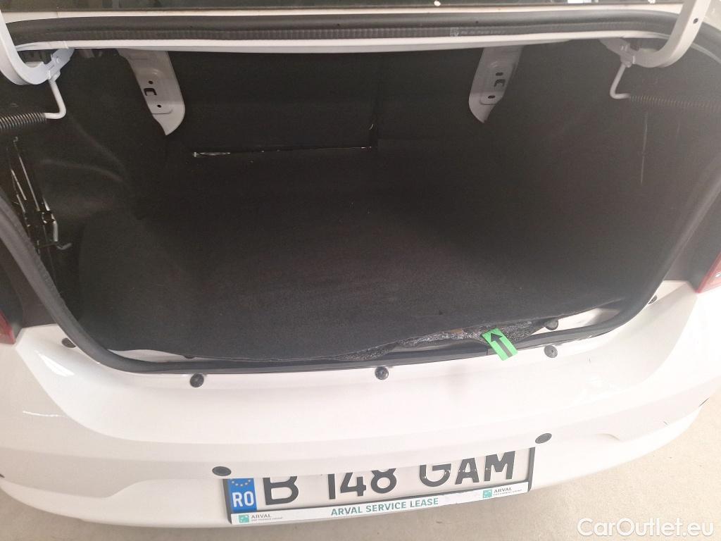  Dacia  Logan 0.9 TCe 90CP Laureate_Groupama #5