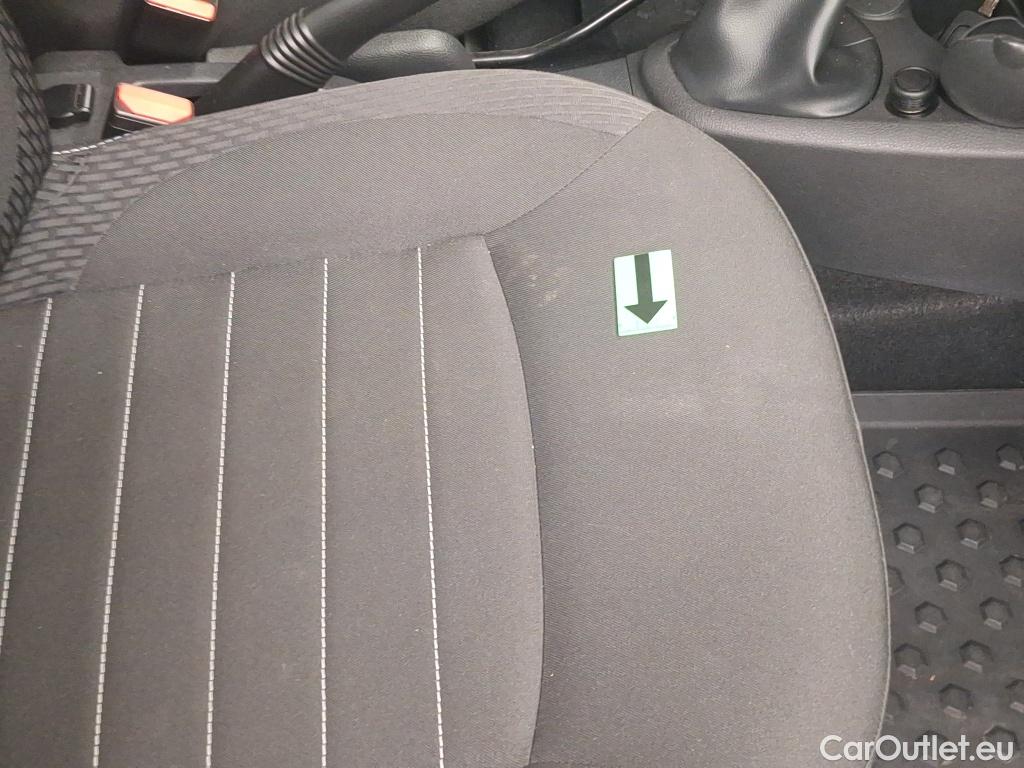  Dacia  Logan 0.9 TCe 90CP Laureate_Groupama #14
