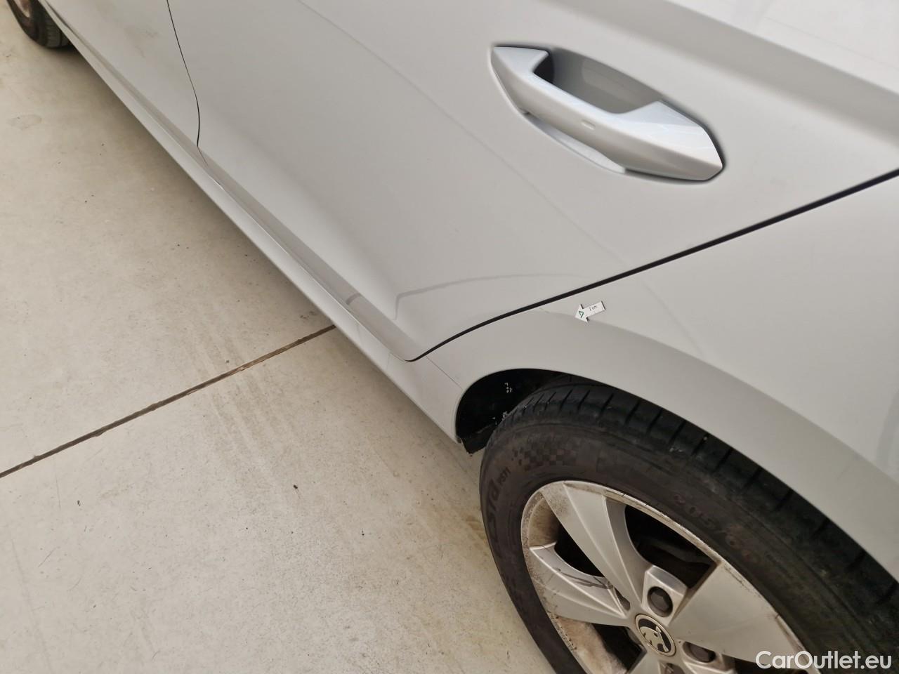  Skoda  Octavia 1.5 TSI 150CP Ambition #51