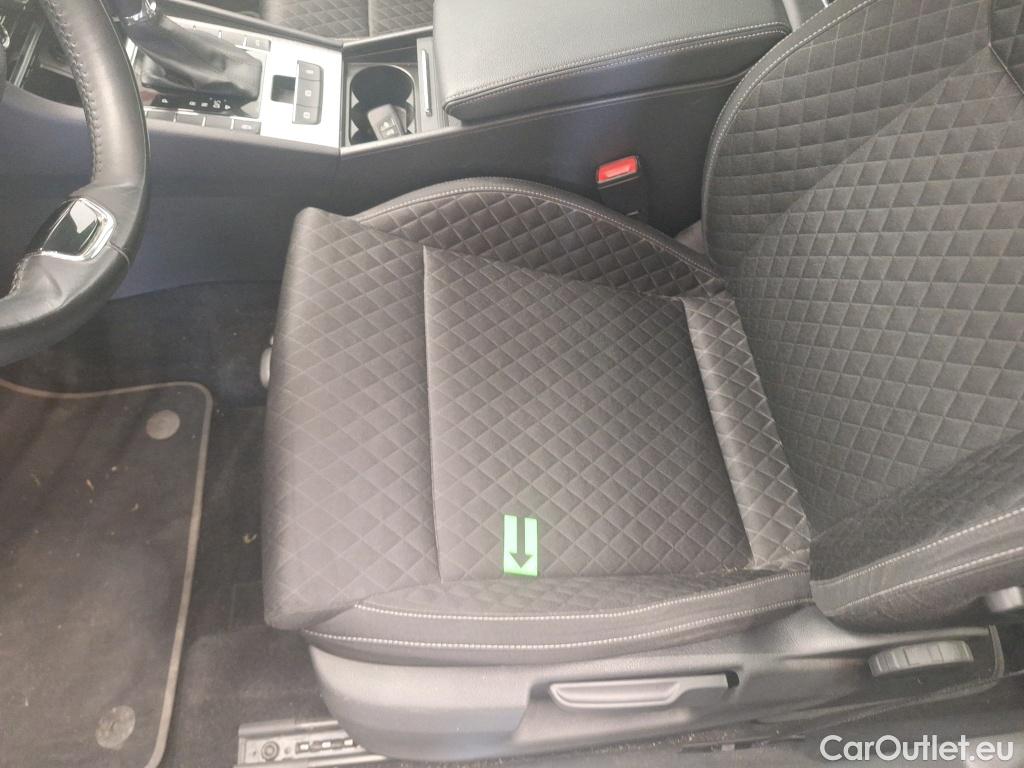  Skoda  Superb 2.0 TDI 150CP Ambition DSG #29