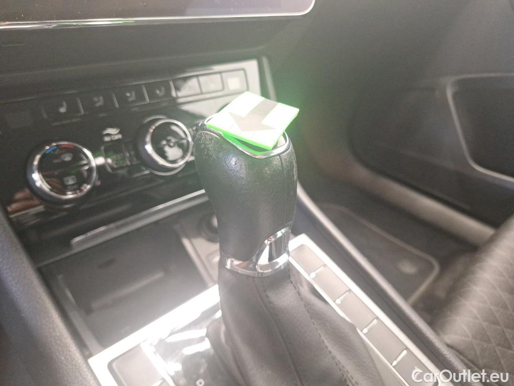  Skoda  Superb 2.0 TDI 150CP Ambition DSG #32