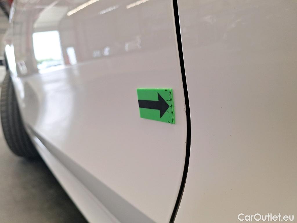  Skoda  Octavia 2.0 TDI 150CP Ambition DSG #8