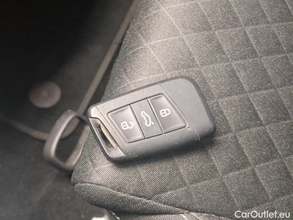  Skoda  Superb 2.0 TDI 150CP Ambition DSG #6