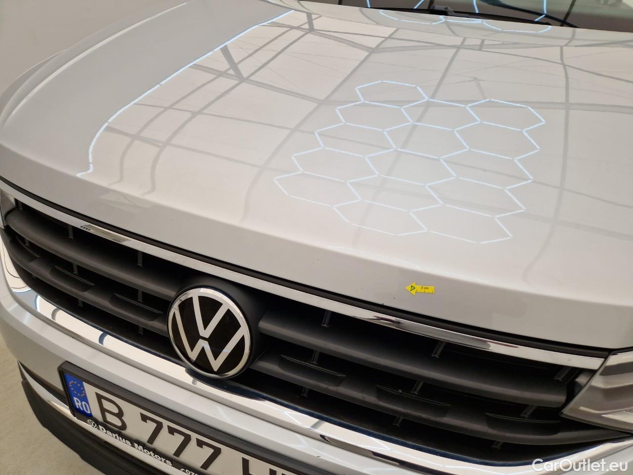  Volkswagen  Tiguan Life 2.0 TDI 150CP DSG 4Motion #17