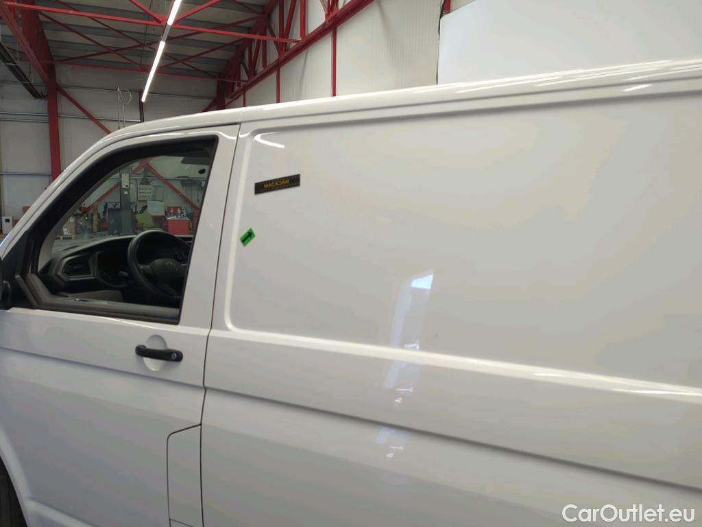  Volkswagen  Transporter KR 2.0 TDI 81KW #4