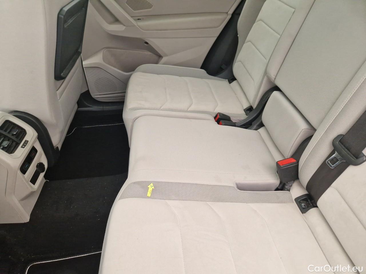  Volkswagen  Tiguan 2.0 TDI 150CP Highline DSG 4M #48