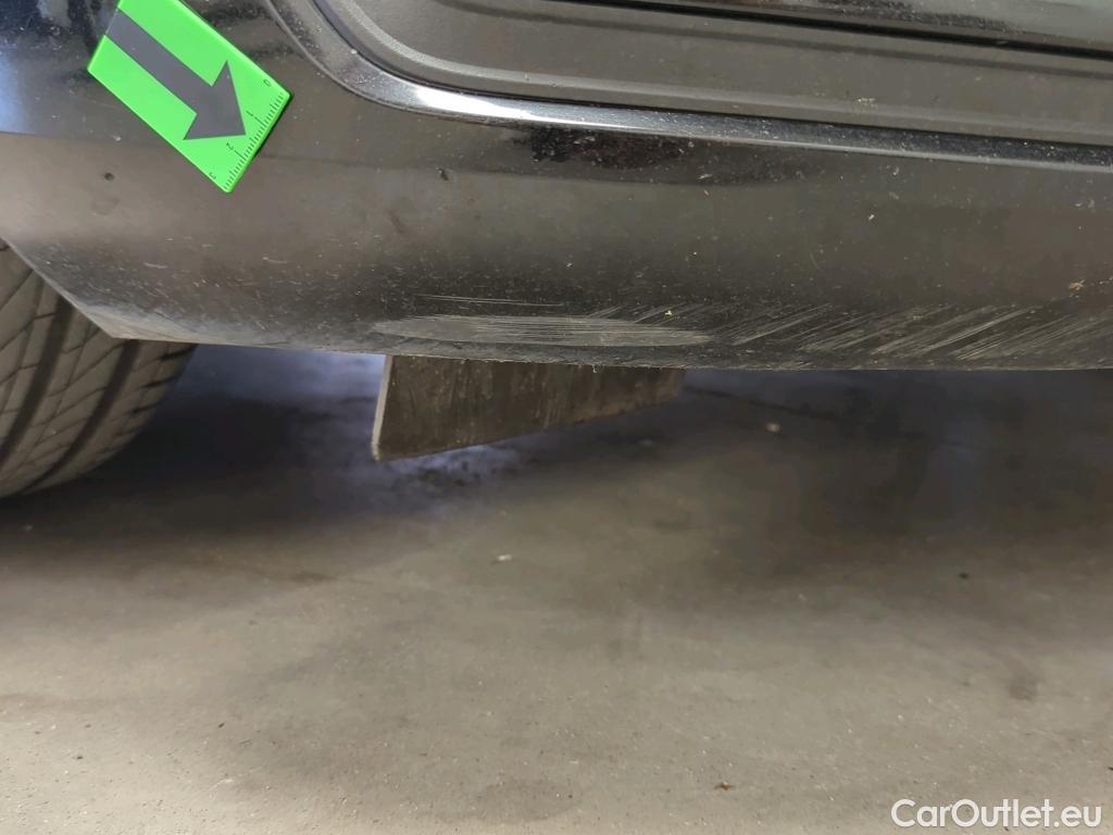  Volvo  V60 2.0 B4 D 197CP Momentum AT8 #2