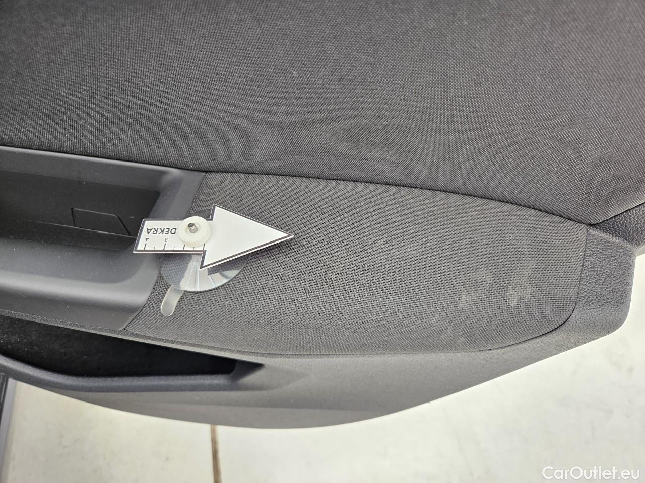  Volkswagen  Golf  Life 2.0 TDI #59