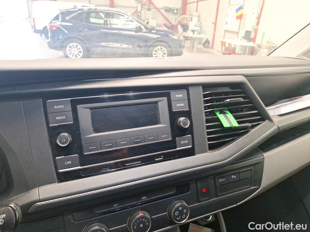  Volkswagen  Transporter KR 2.0 TDI 81KW #19