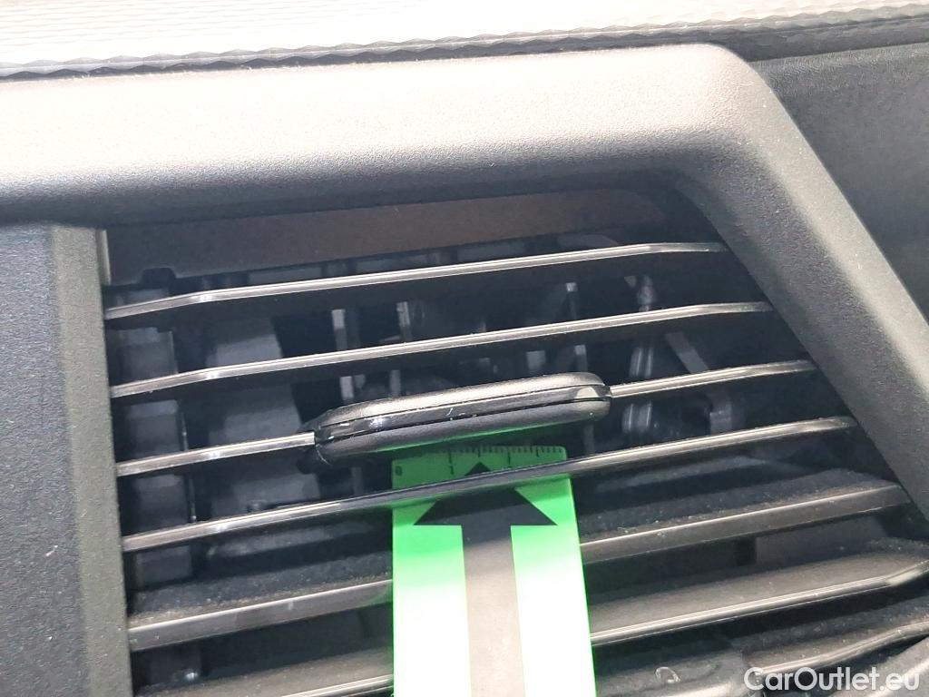  Volkswagen  Transporter KR 2.0 TDI 81KW #20