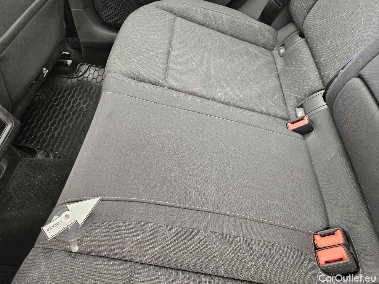  Volkswagen  Golf  Life 2.0 TDI #61