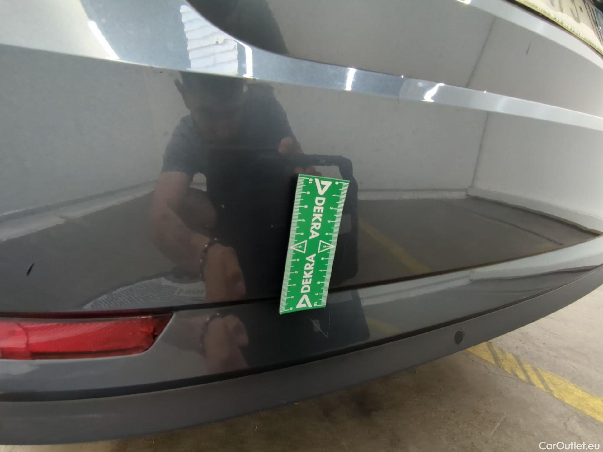  Skoda  Superb  Berline Business 2.0 TDI 150CV BVA7 E6d #18