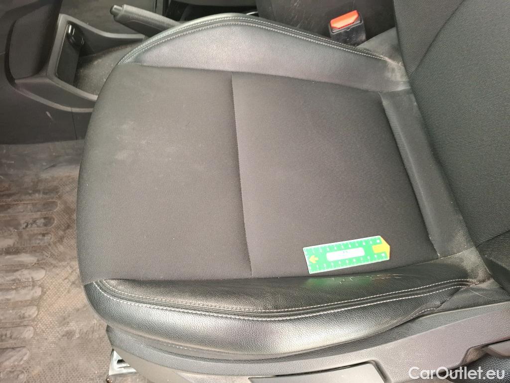  Renault  Kangoo RENAULT  / 2021 / 4P / Fourgonnette GD CONFORT - BLUE DCI 95 #3