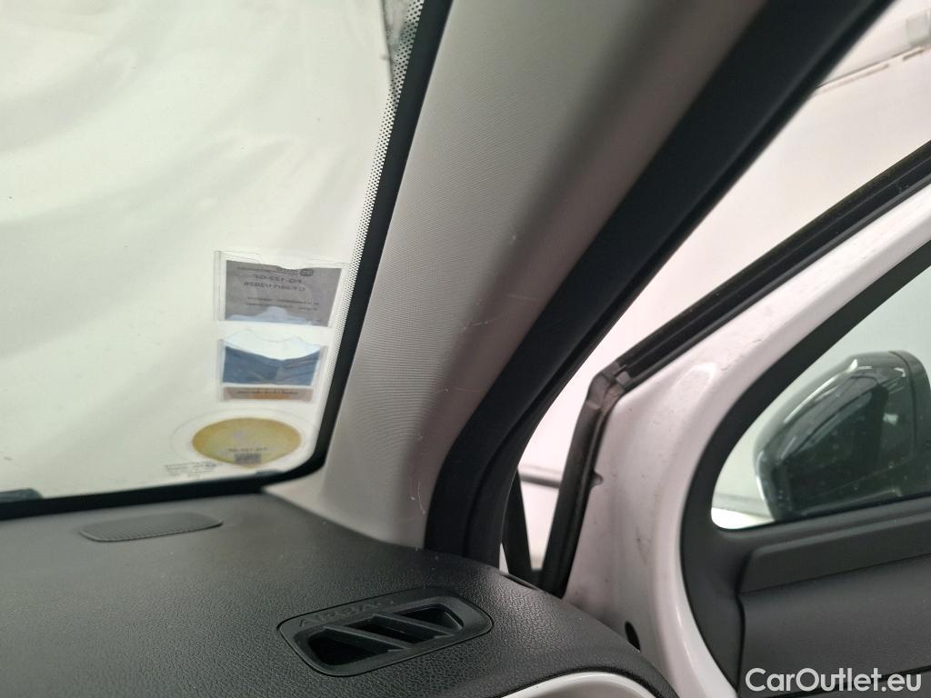  Citroen  C3  Société Feel Nav 1.5 BlueHDI 100CV BVM5 E6dT #7
