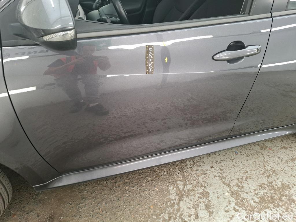  Toyota  Yaris TOYOTA  Hybride / 2019 / 5P / Berline Hybride 116h France Business Stage Acad #15