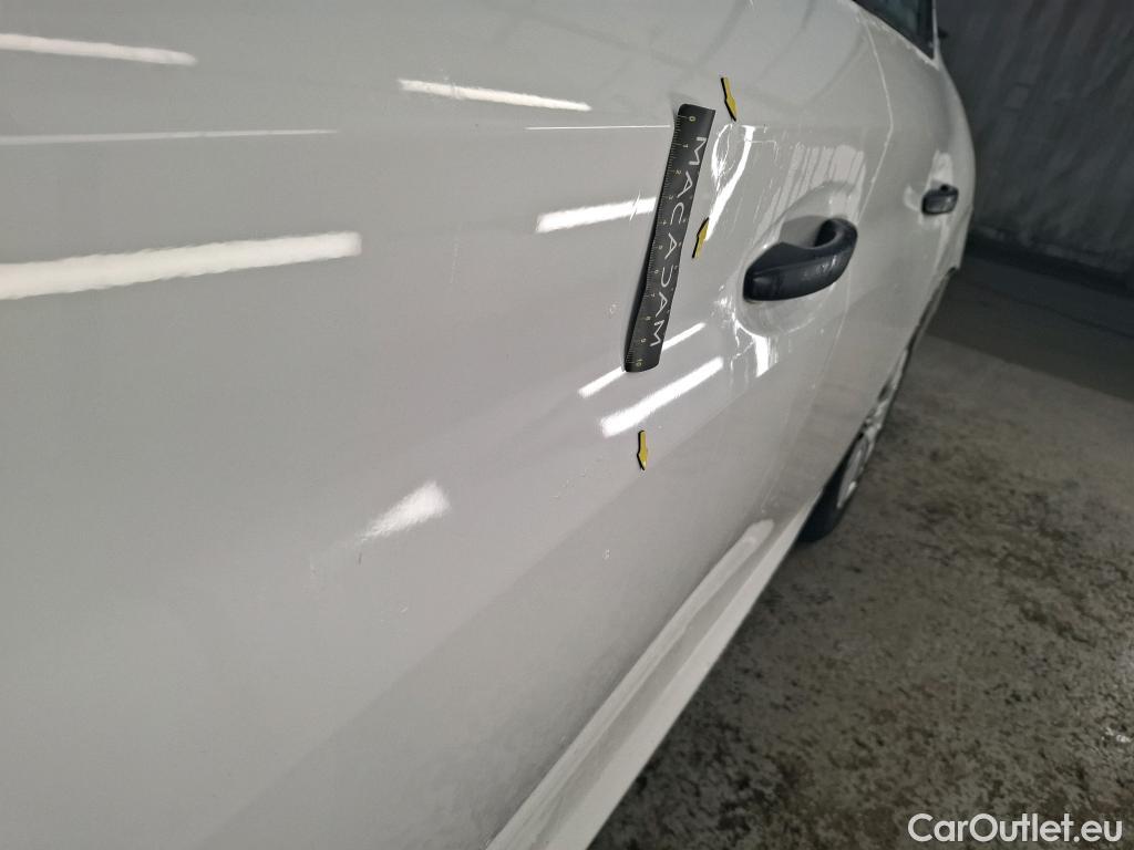  Peugeot  208  Premium 1.5 HDi 100CV BVM6 E6d #11