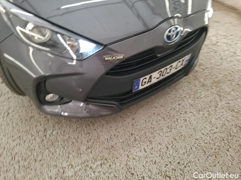  Toyota  Yaris TOYOTA  Hybride / 2019 / 5P / Berline Hybride 116h France Business Stage Acad #1