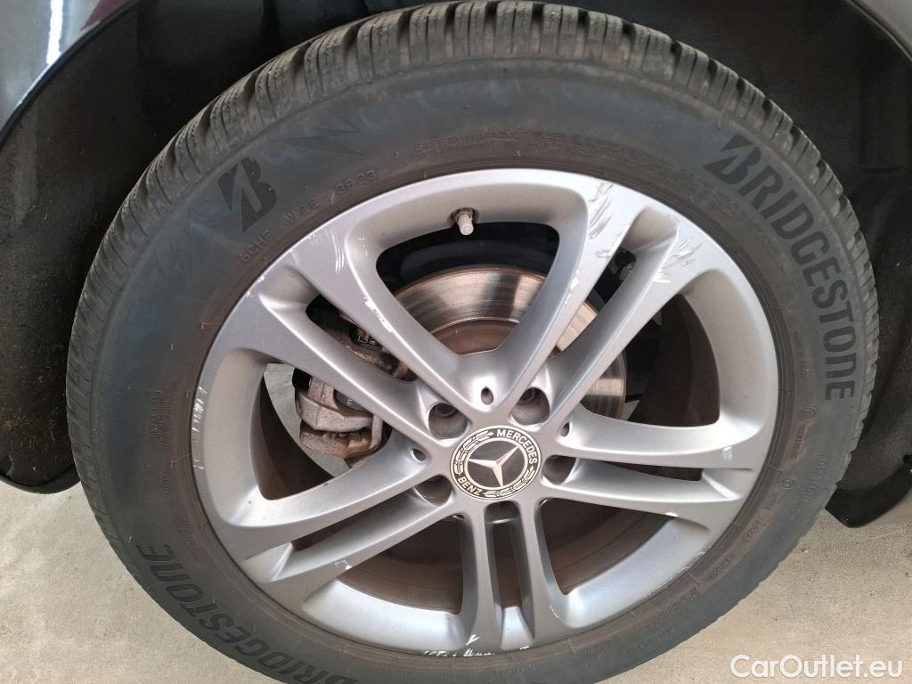  Mercedes  A-Klasse MERCEDES-BENZ Classe A Compact / 2018 / 5P / Berline A 180 d Business Line #16