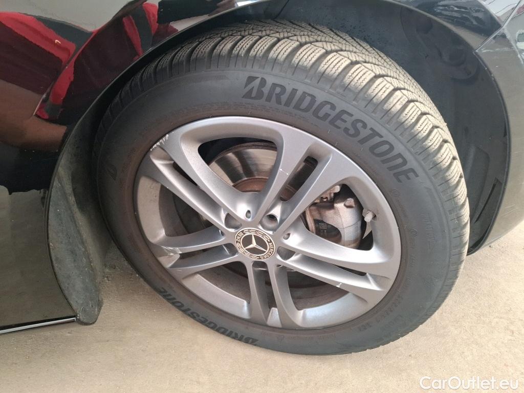  Mercedes  A-Klasse MERCEDES-BENZ Classe A Compact / 2018 / 5P / Berline A 180 d Business Line #21