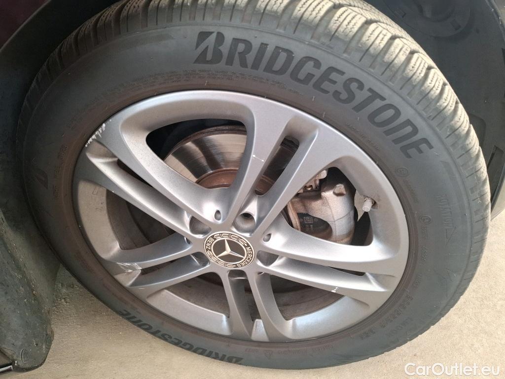  Mercedes  A-Klasse MERCEDES-BENZ Classe A Compact / 2018 / 5P / Berline A 180 d Business Line #22