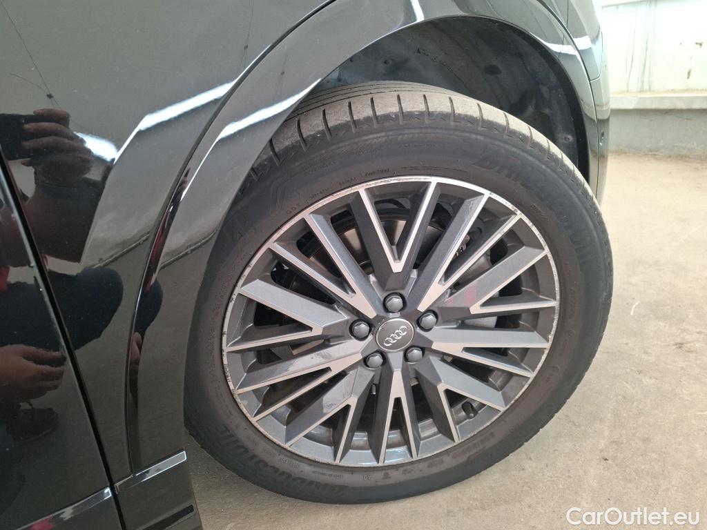  Audi  Q3  40 TFSI quattro Design luxe 2.0 TFSI 190CV BVA7 E6dT #1