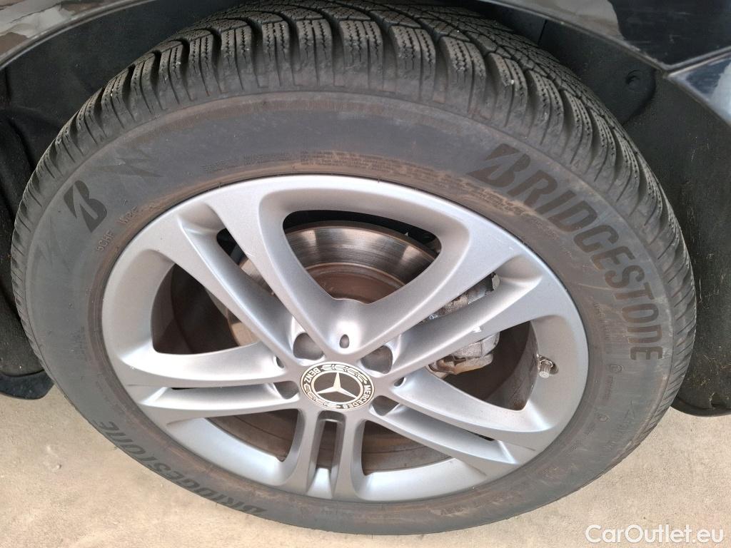  Mercedes  A-Klasse MERCEDES-BENZ Classe A Compact / 2018 / 5P / Berline A 180 d Business Line #38