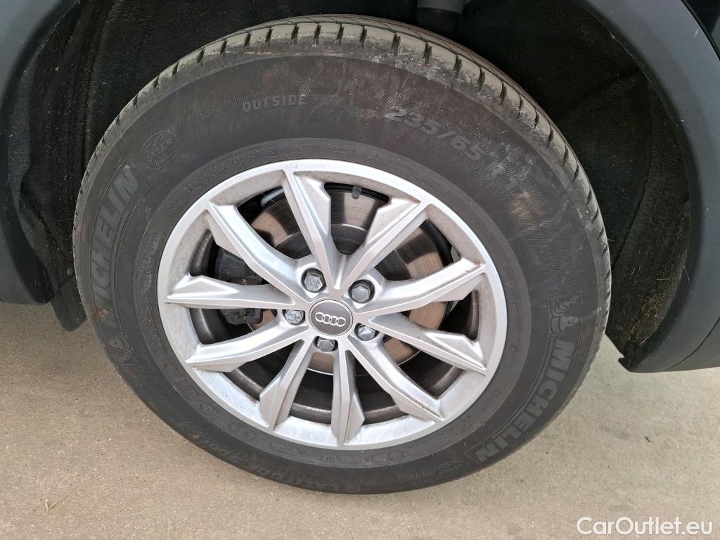  Audi  Q5  Business Executive quattro 2.0 TDI 165CV BVA7 E6 #4