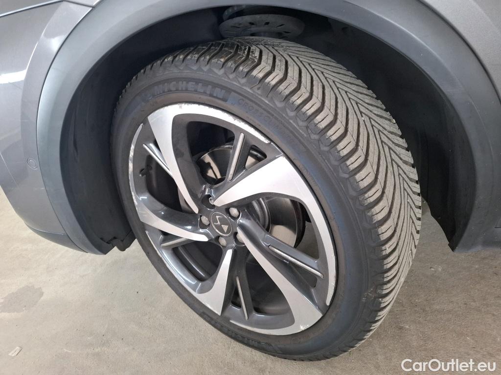  DS  DS7 7 Crossback Grand Chic 1.6 PureTech 180CV BVA8 E6d #19