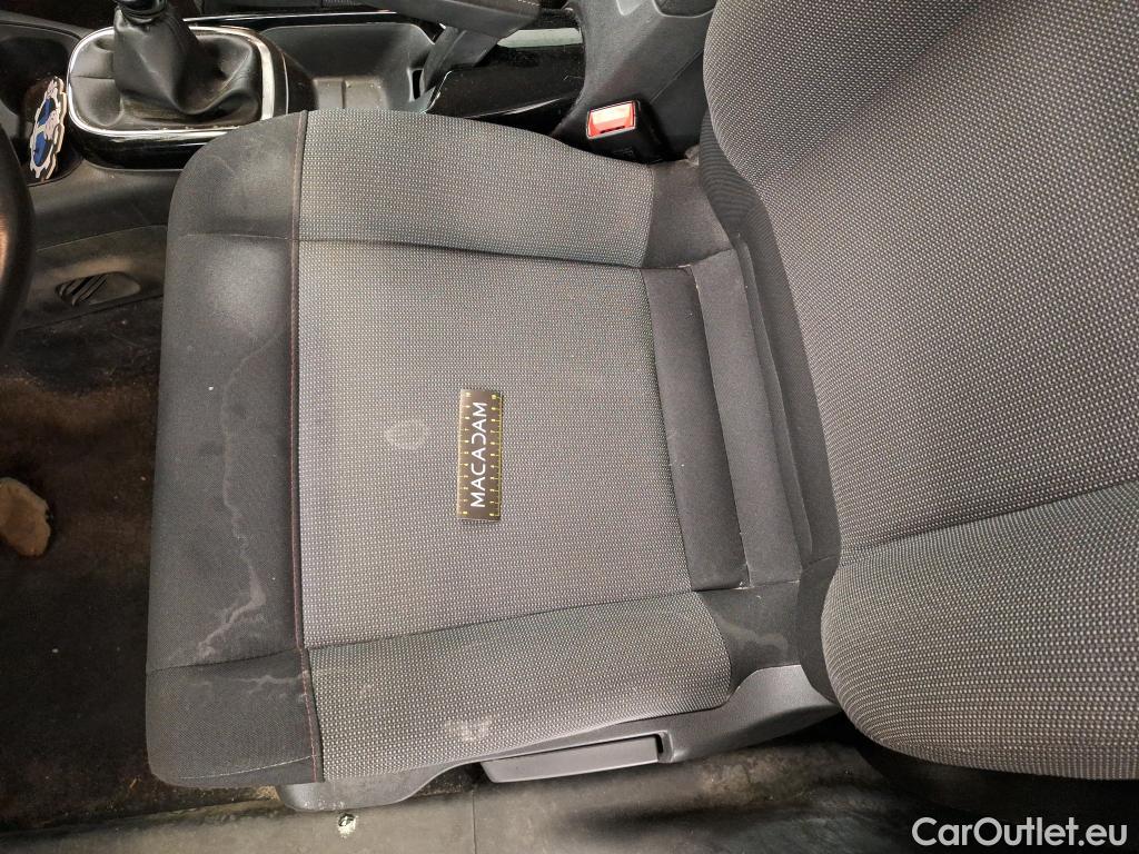  Citroen  C4 Cactus  Feel Nav Société 1.5 BlueHDi 100CV BVM6 E6dT #17