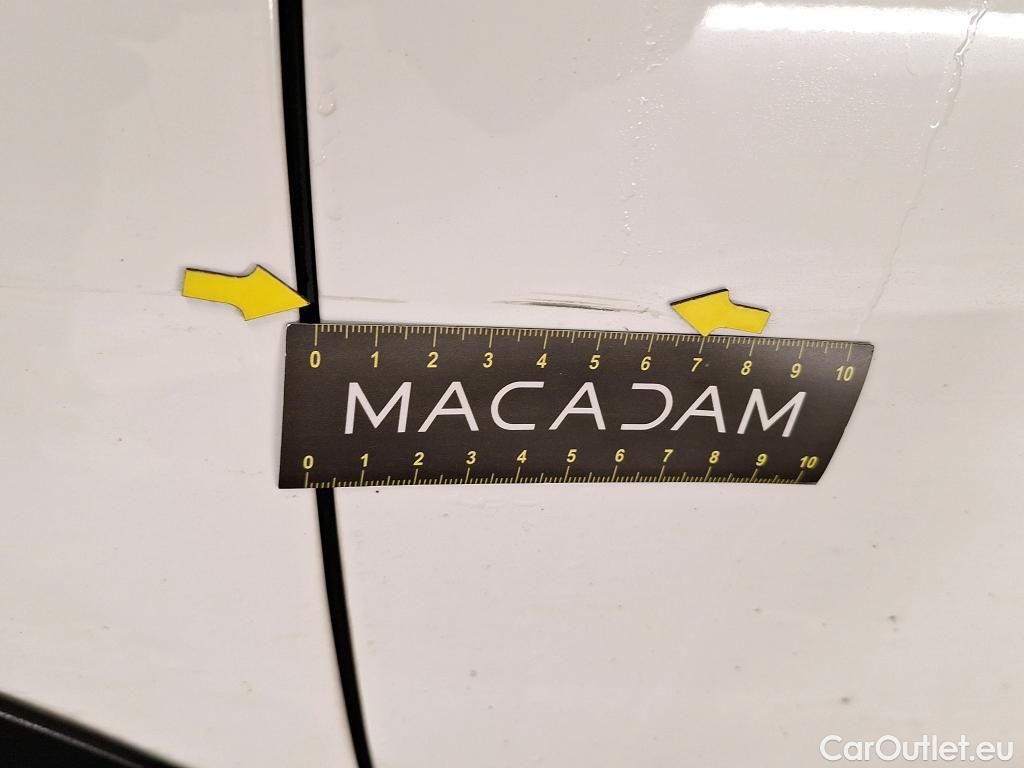  Citroen  C4 Cactus  Feel Nav Société 1.5 BlueHDi 100CV BVM6 E6dT #31