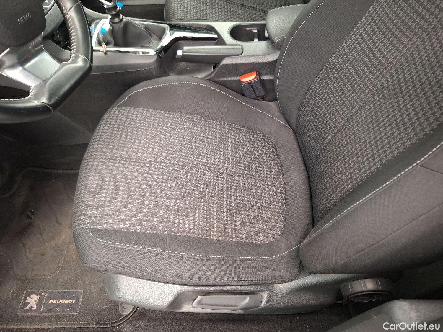  Peugeot  308 Peugeot,  SW FL'17, Peugeot  SW 1.5 BlueHDi 130 DPF S&S Active 5d #9