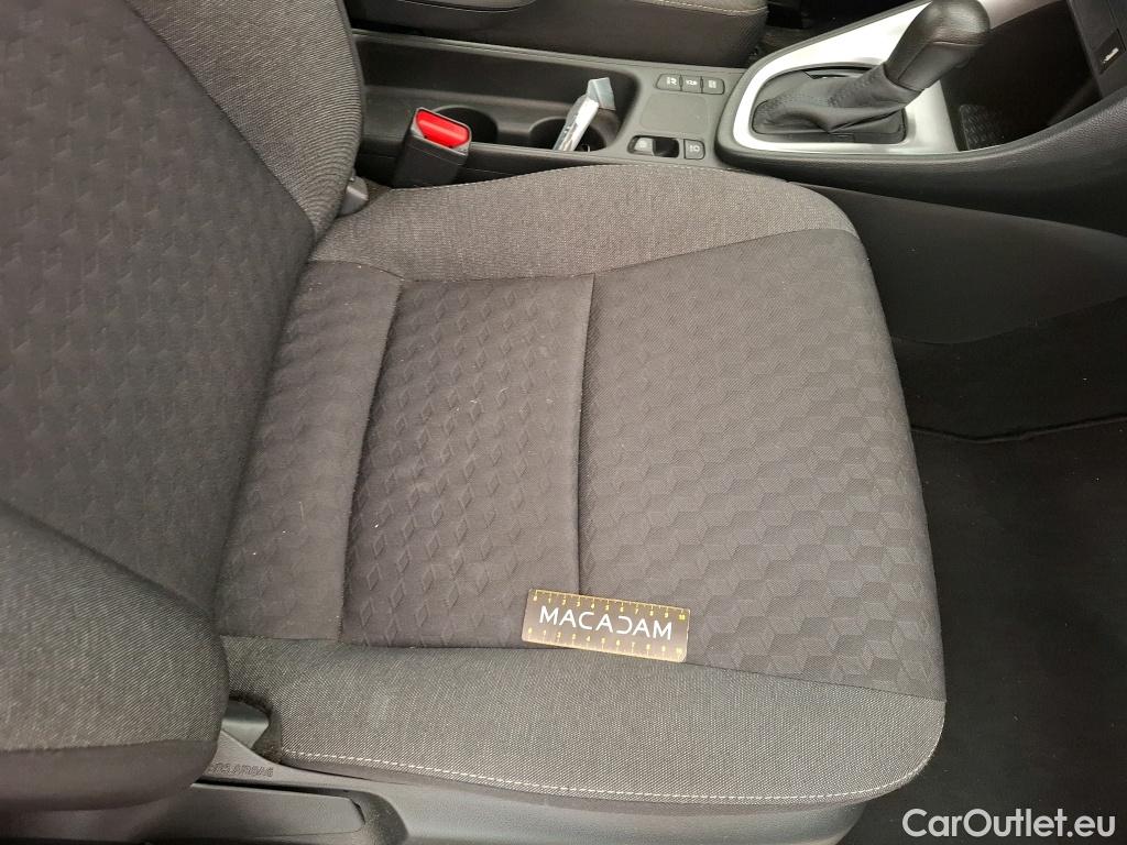  Toyota  Yaris TOYOTA  Hybride / 2019 / 5P / Berline Hybride 116h Dynamic Business Beyond Zer #30
