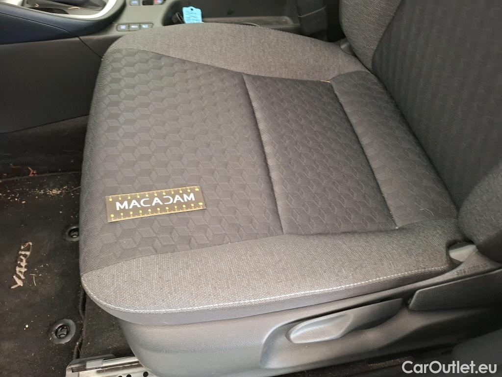  Toyota  Yaris TOYOTA  Hybride / 2019 / 5P / Berline Hybride 116h Dynamic Business Stage Acad #6