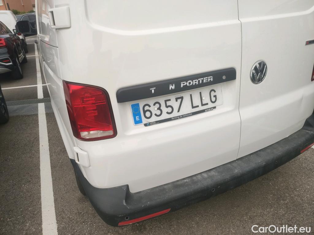 Land Rover  Discovery VOLKSWAGEN Transporter / 2020 / 4P / furgón Furgón Corto TN 2.0 TDI 110kW 4MO #31