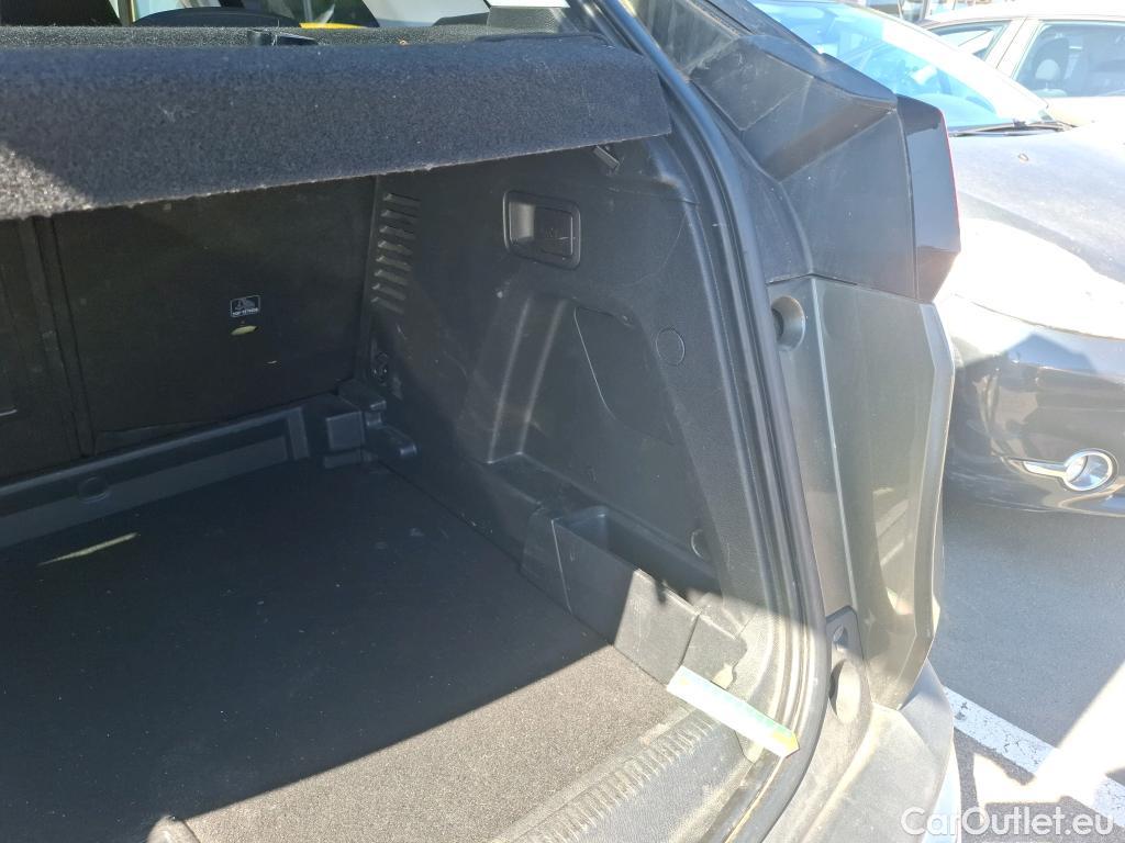  Peugeot  3008  Active Business 1.2 PureTech 130CV BVA6 E6 #47